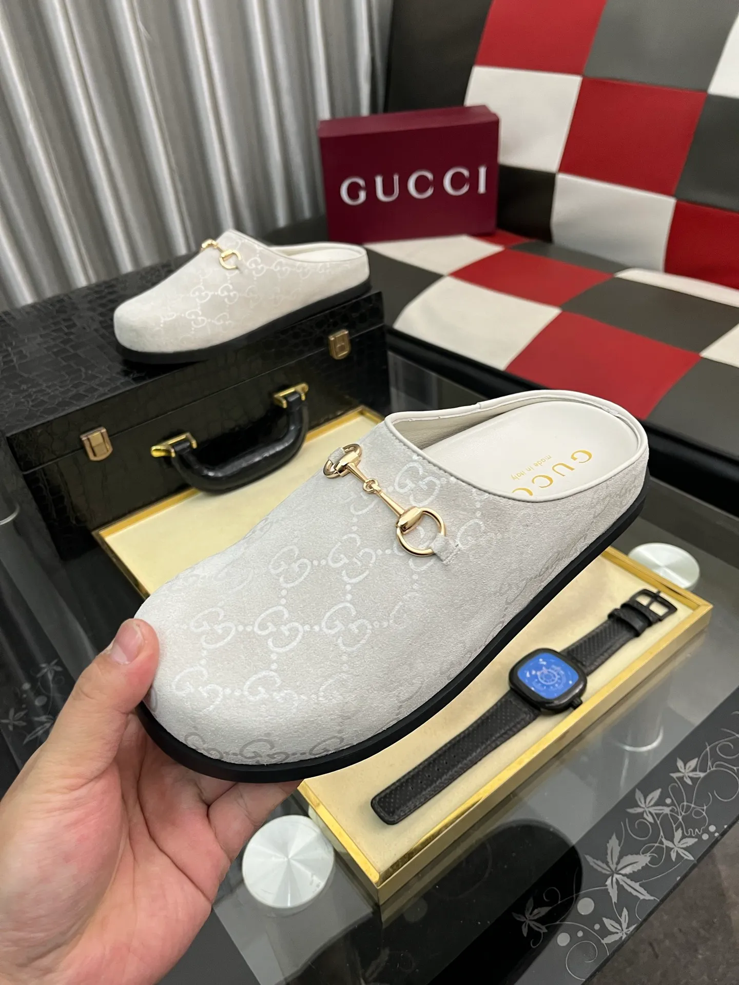 Ex-factory price: 438⌚️⌚️[Gucci] 2025 new season half-slip men's shoes, made of Italian imported first-layer frosted cowhide➕sheepskin lining, original hardware buckle, original combination wear-resistant outsole, real shot 🎬 Very comfortable on the feet, size 38-44